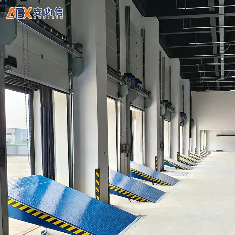 丹东铝合金滑升门